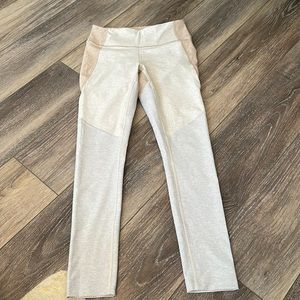 Neutral Color Outdoor Voices 7/8 Leggings, Size Small, Great Condition